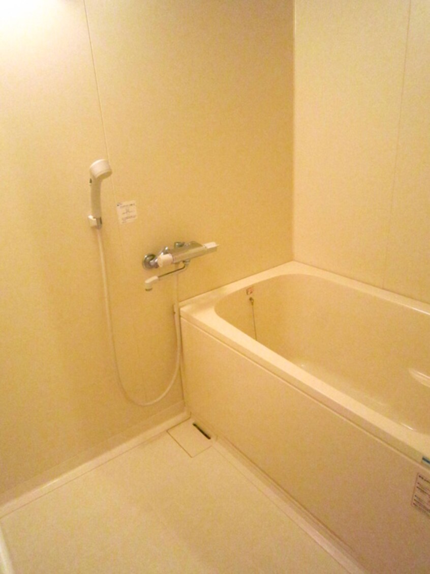 バス／シャワールーム等 レジデンス原田