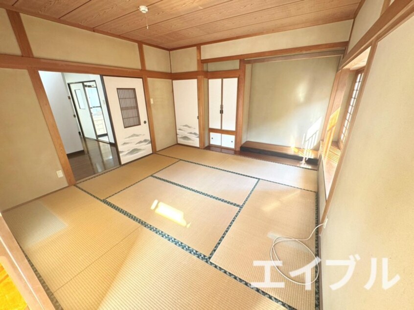 居室 小石本村町戸建