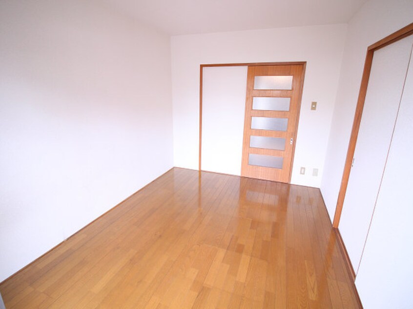 居室 シャトレ井堀