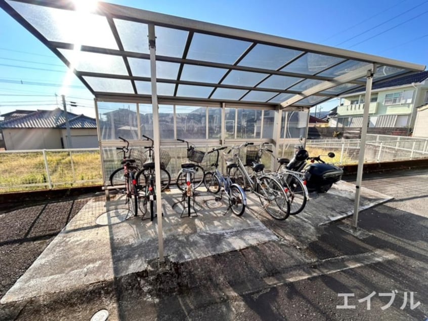 駐輪場 エクセルA棟