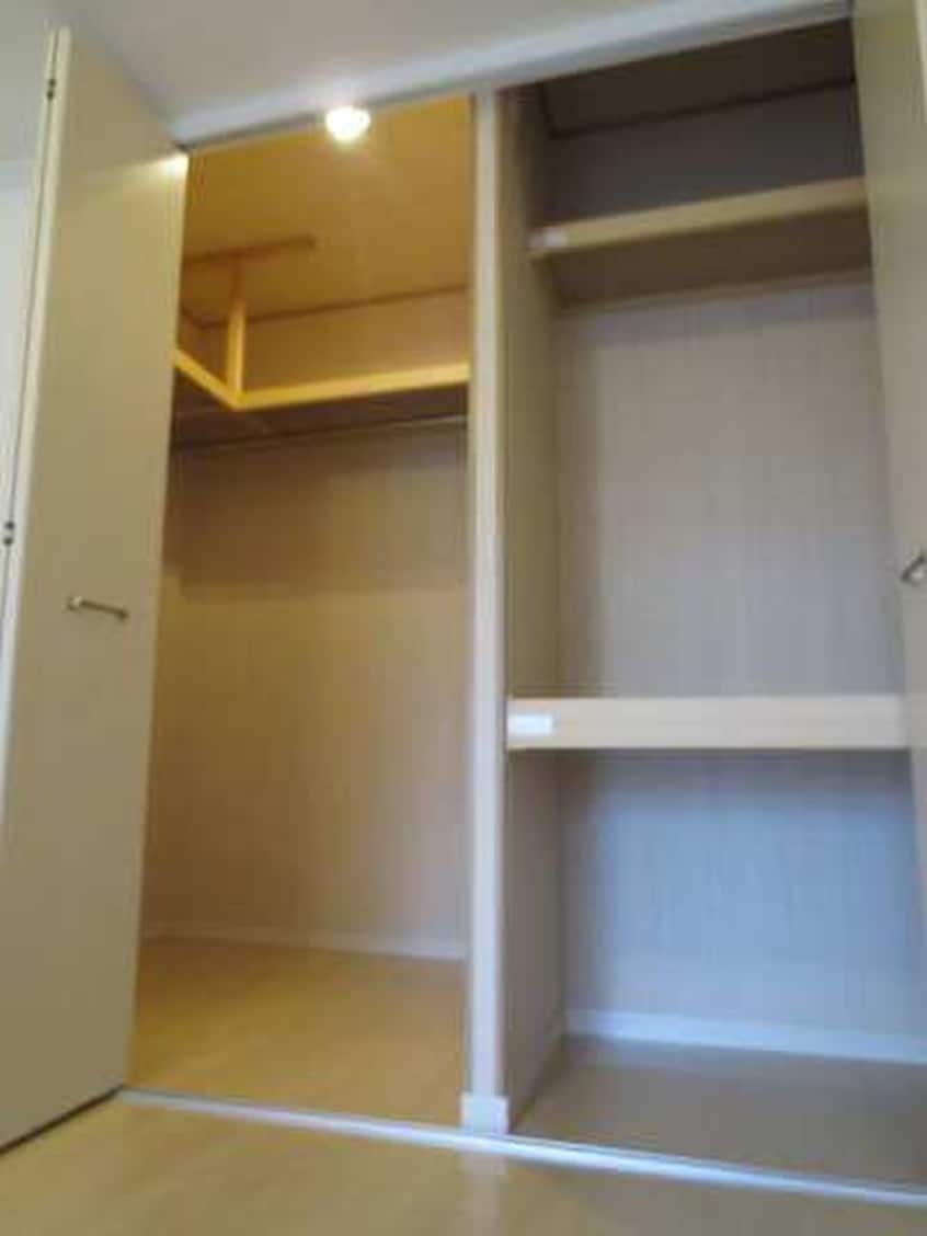 収納 ヴェルデ２１