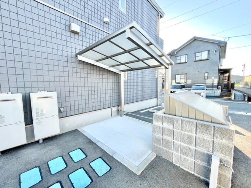 駐輪場 ミネール新入