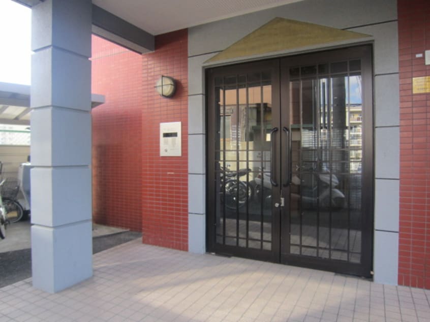 エントランス部分 リバーサイド多の津