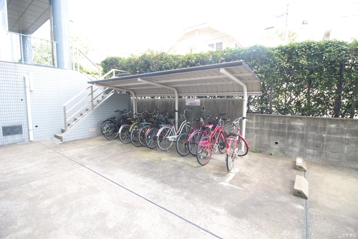 駐輪場 リクトール５