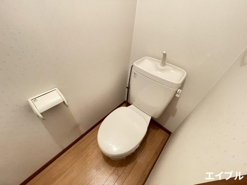 トイレ アカリナ