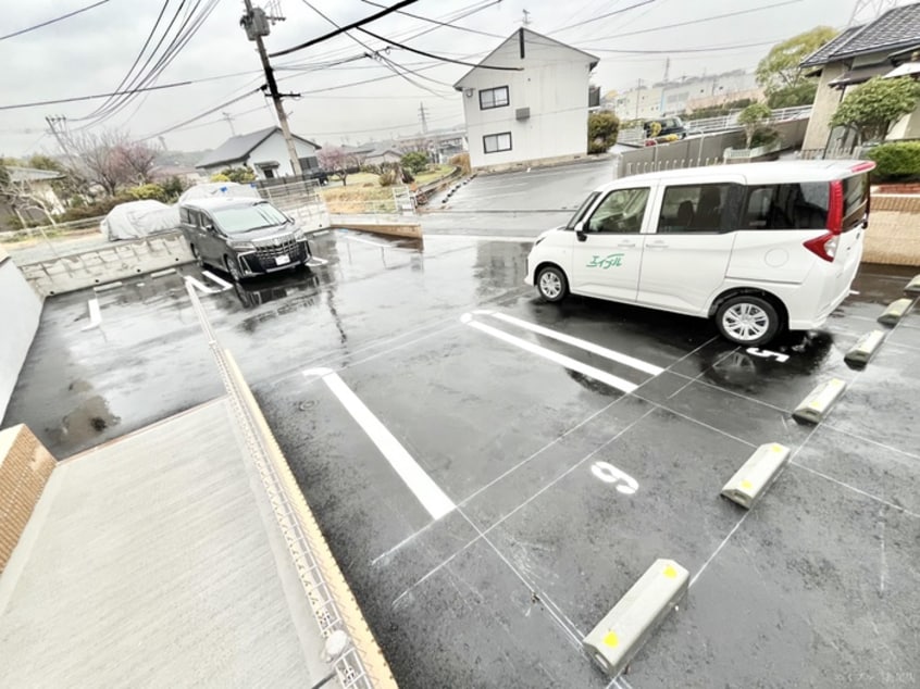 駐車場 ゼフィール岡垣