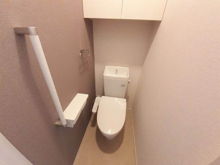 トイレ ロータス川宮３