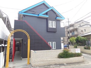 セリシール諸岡