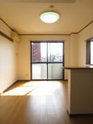 居室 コスモ渡邉１