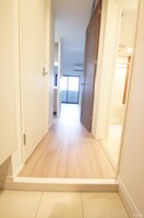 玄関 ｴﾝｸﾚｽﾄ博多駅南STREET（1003）