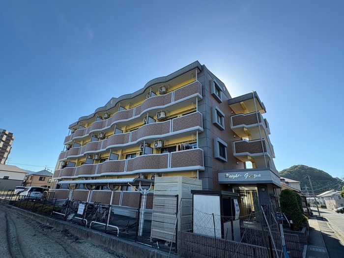 外観写真 ハイツ グラッツィア