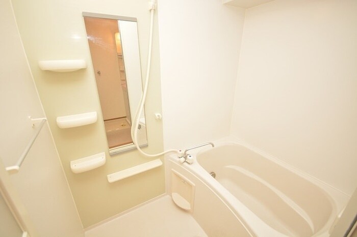 バス／シャワールーム等 ハイツ グラッツィア