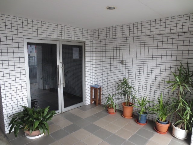 エントランス部分 シック白木原