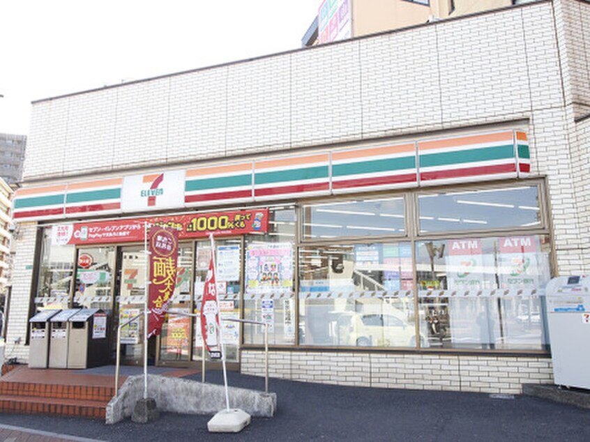 ｾﾌﾞﾝｲﾚﾌﾞﾝ西小倉駅前店(コンビニ)まで160m セトル．イン鳳