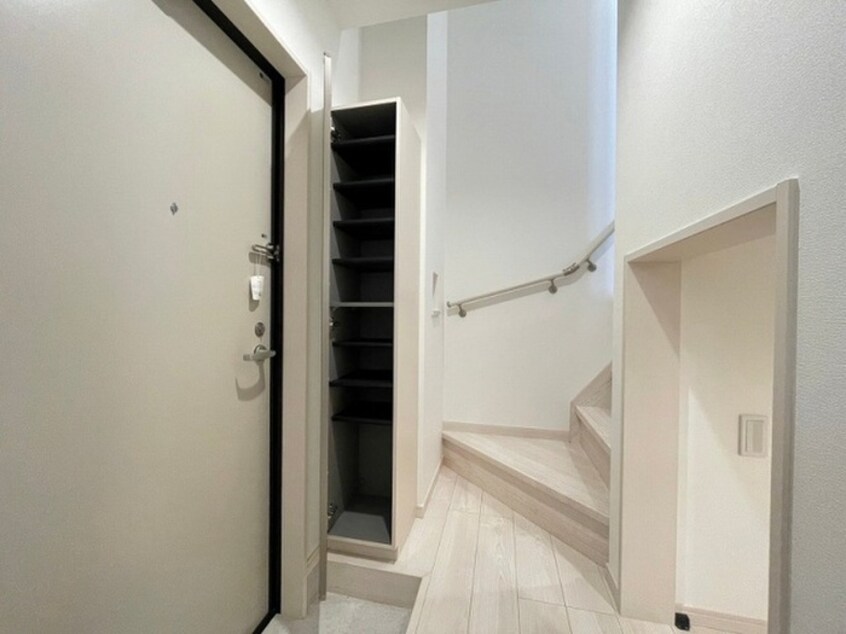 廊下 CB宇美セレナ