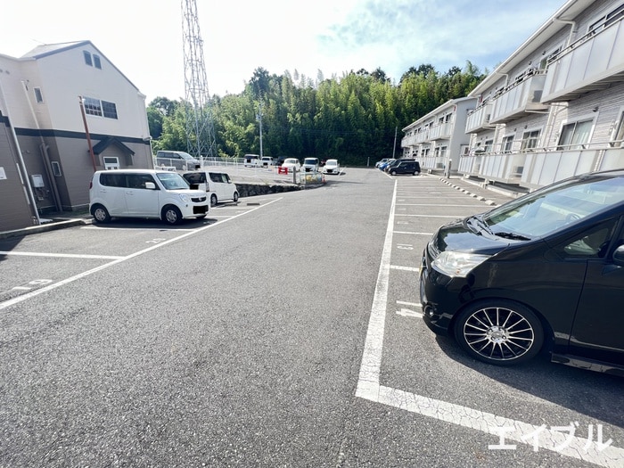 駐車場 ヴァンベール綱分　B棟