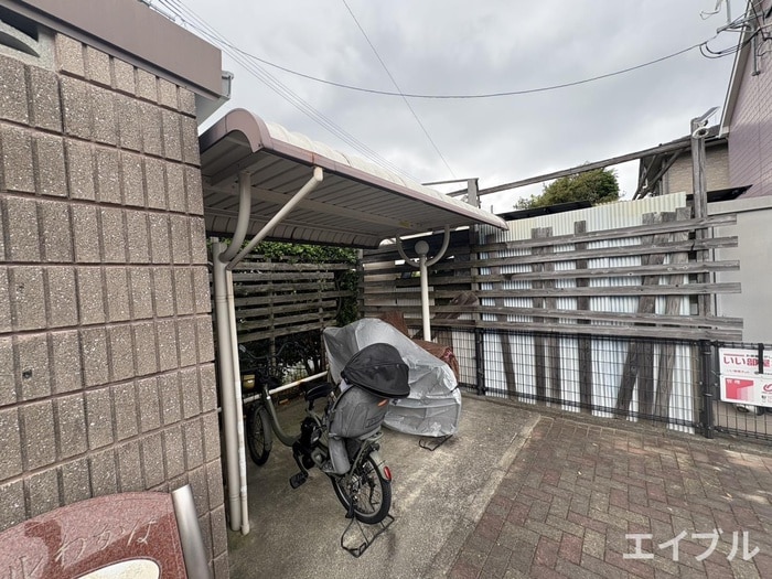 駐輪場 シャトルわかば