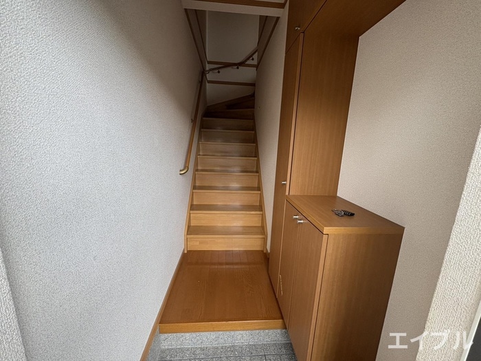 玄関 シャトルわかば