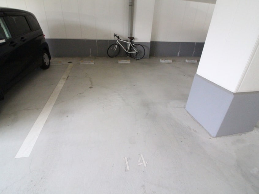 駐車場 アリエス姪浜西