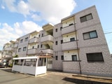 ファミール合川３番館