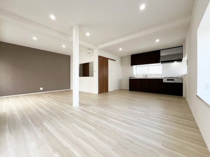 居室 昇町３丁目貸家