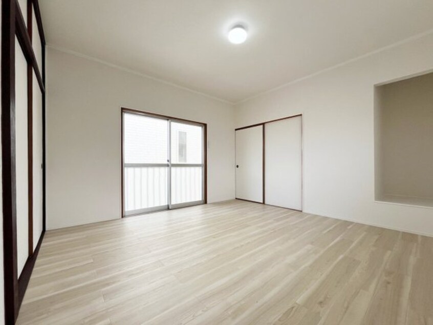 居室 昇町３丁目貸家