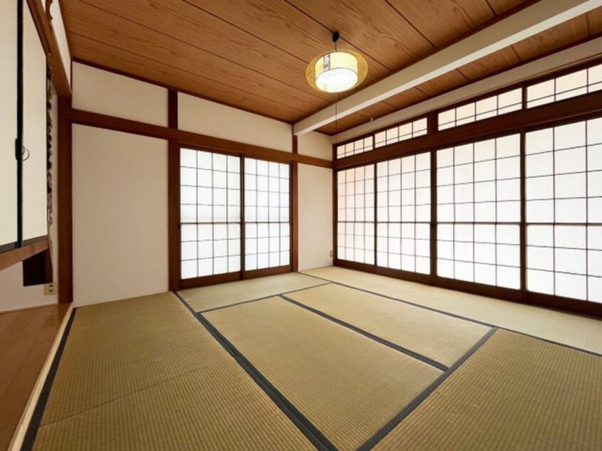 居室 昇町３丁目貸家