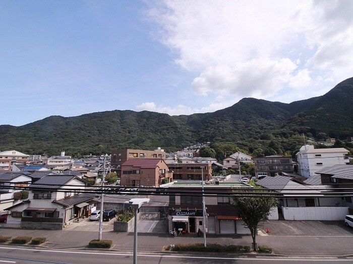 室内からの展望 ブウル・ヴァ－ル足原