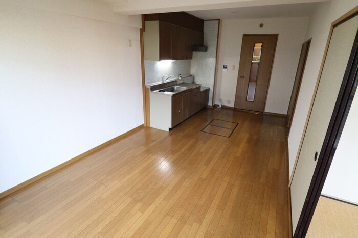 居室 カーサ宮の前