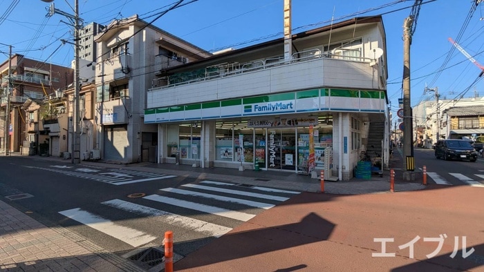ファミリーマート 藤野武一丁目店(コンビニ)まで190m アヴェニュー武