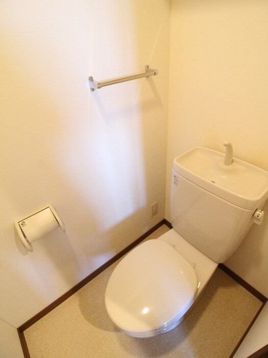 トイレ ヴェルドミ－ル湯乃坂