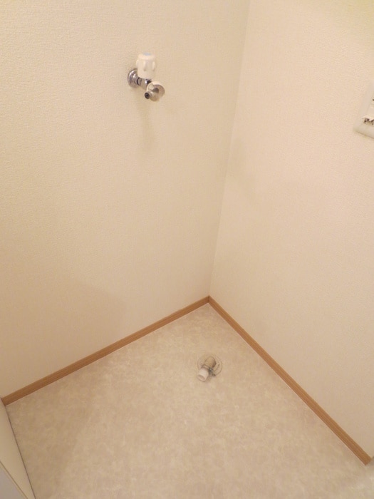 洗濯機置場 クレッシェンド黒崎