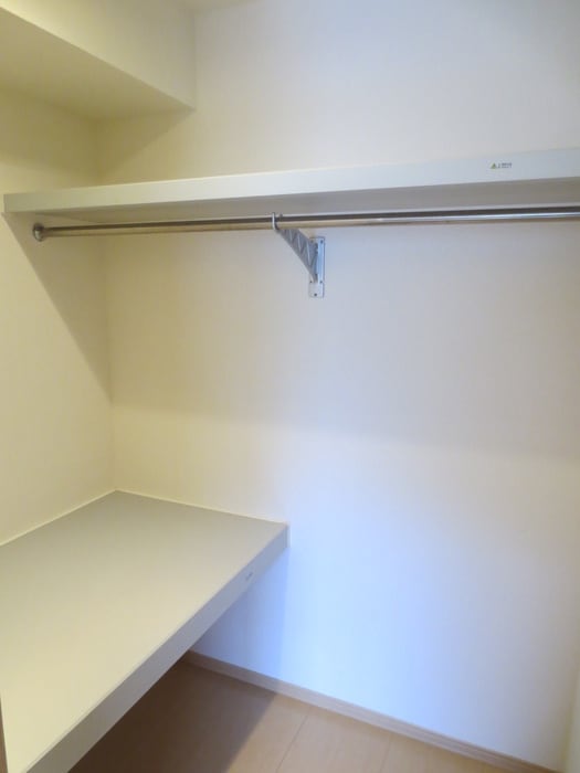 収納 クレッシェンド黒崎