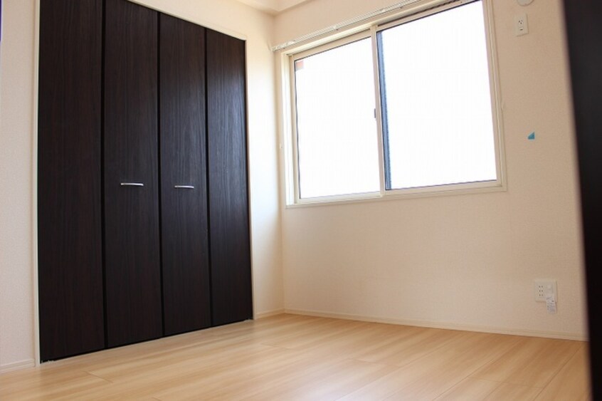 居室 トレス横代館