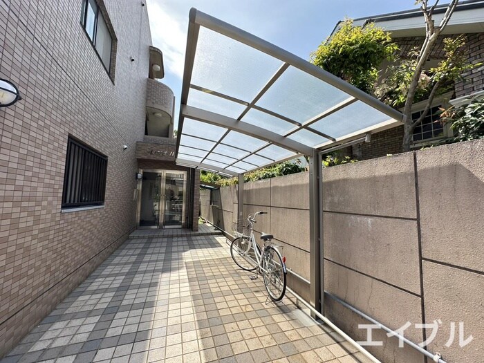 駐輪場 シエスタ平和