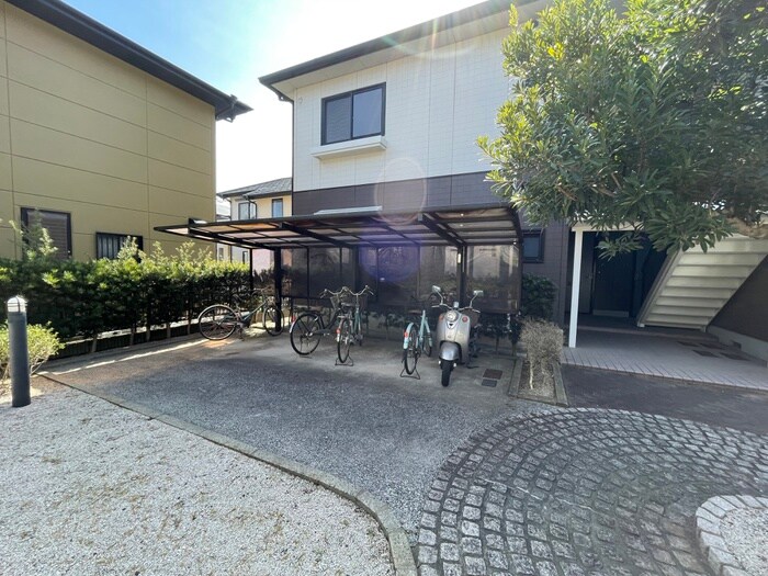 駐輪場 ヴァンヴェールＢ棟