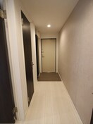 廊下 グランドプレミアム三萩野