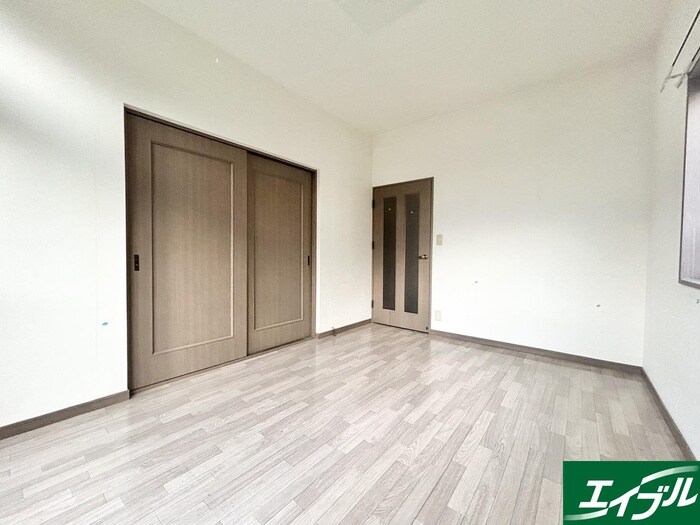 居室 ルートピア古賀 Ｅ