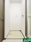 洗濯機置場 ルートピア古賀 Ｅ