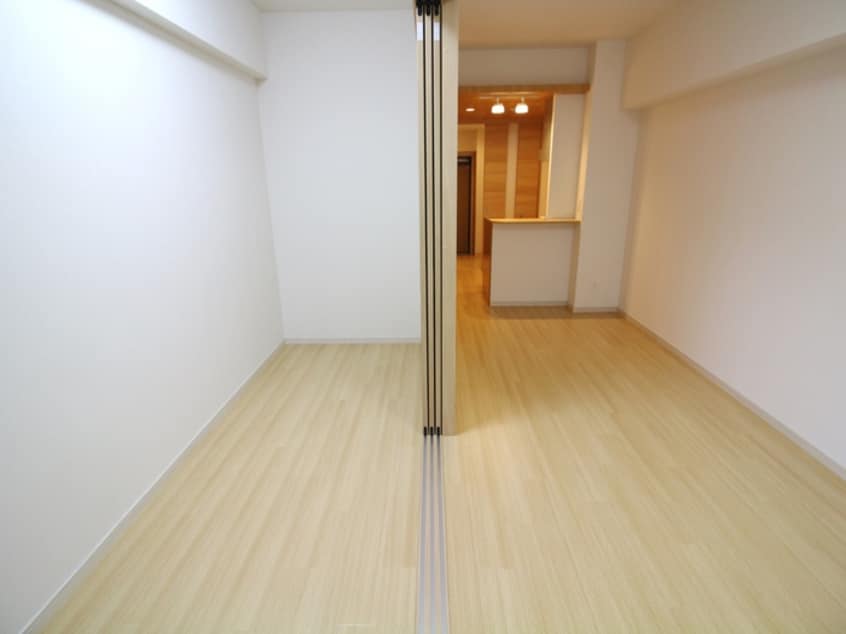 居室 ウイングス穴生