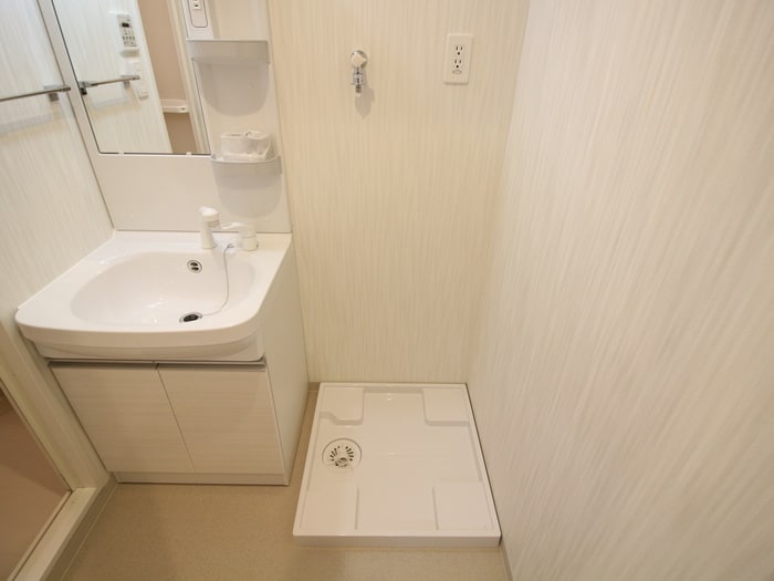 洗濯機置場 ウイングス穴生