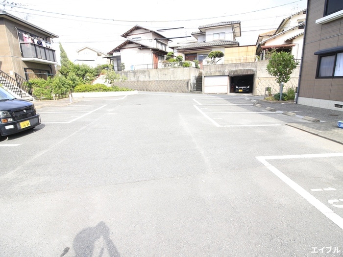 駐車場 ノ－ブル横峰Ｂ