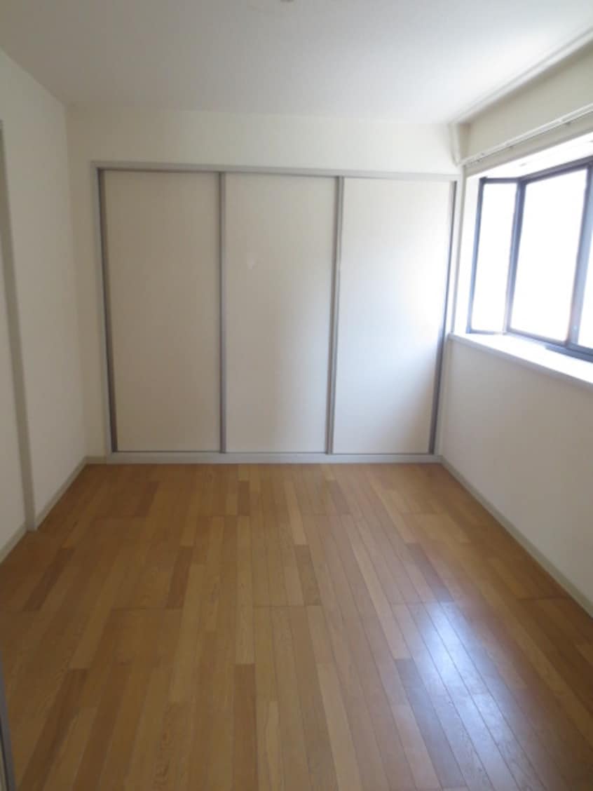 居室 ノ－ブル横峰Ｂ