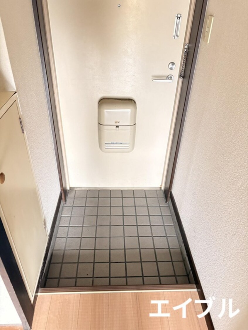 玄関 エスポワール２１