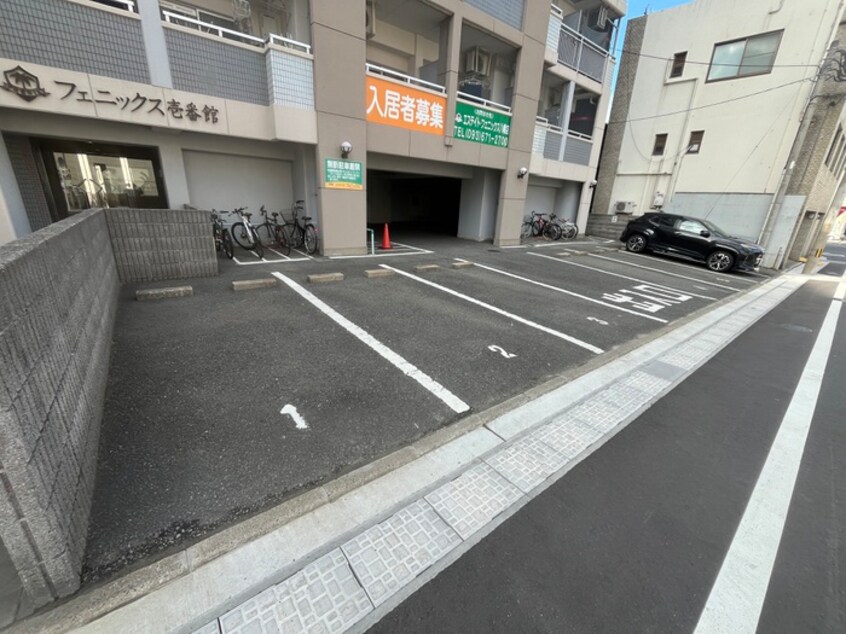 駐車場 フェニックス壱番館