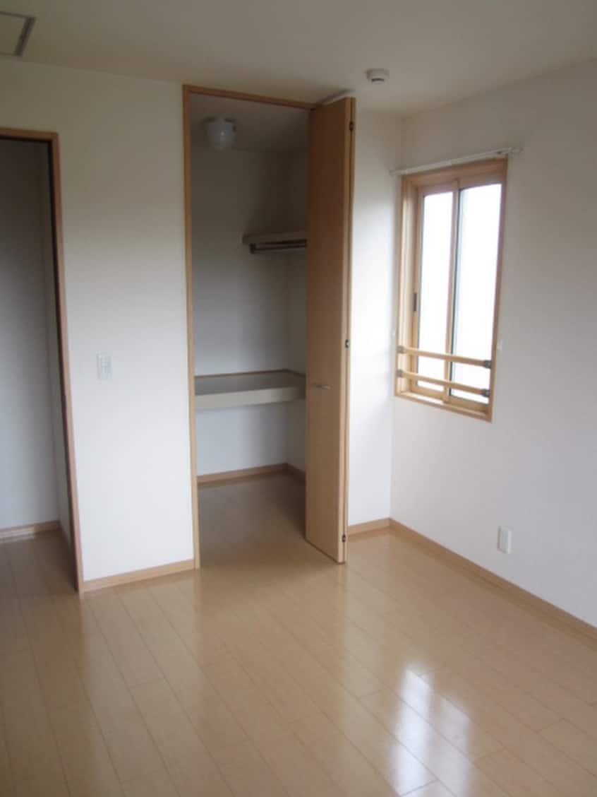 収納 レジデンスＴamaya Ｃ