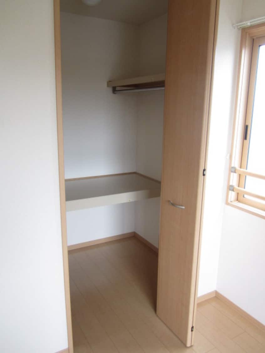 収納 レジデンスＴamaya Ｃ