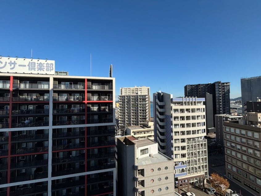 室内からの展望 ｻﾞ･ｻﾝﾊﾟｰｸ小倉駅ﾀﾜｰﾚｼﾞﾃﾞﾝｽ