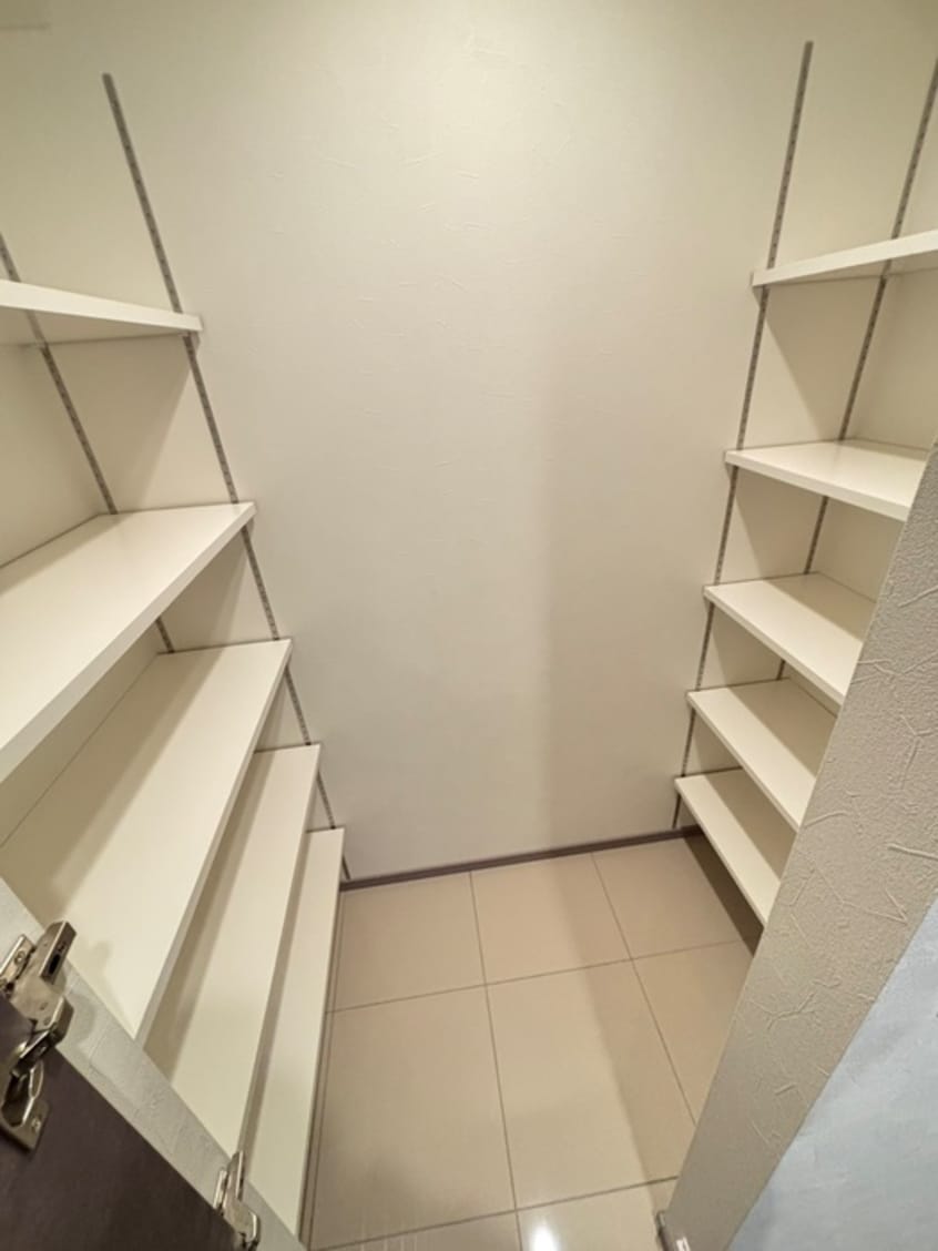 靴箱 ｻﾞ･ｻﾝﾊﾟｰｸ小倉駅ﾀﾜｰﾚｼﾞﾃﾞﾝｽ