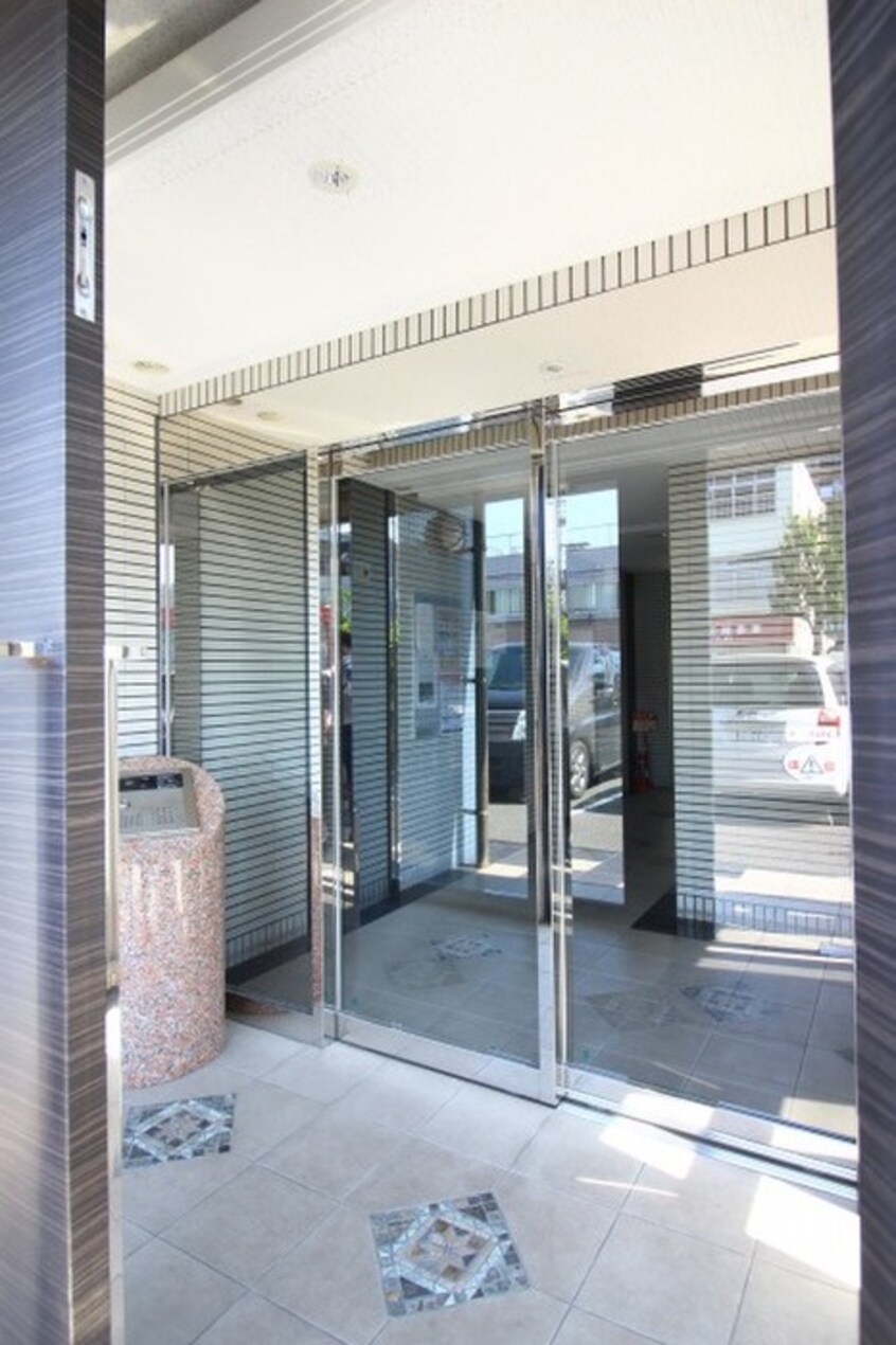 エントランス部分 グランブル－ドゥ